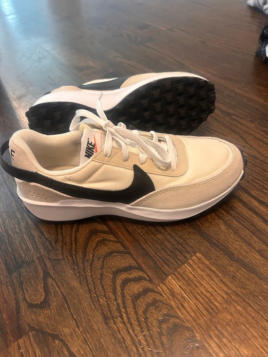 Nike Shoes - Nike women’s Cream and Black Retro-Style Sneakers